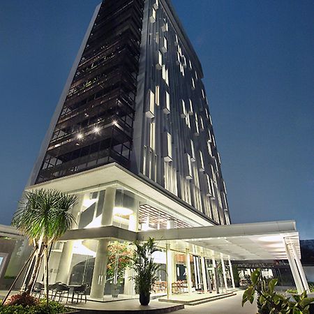 Ra Premiere Simatupang Hotel Cilandak  Luaran gambar