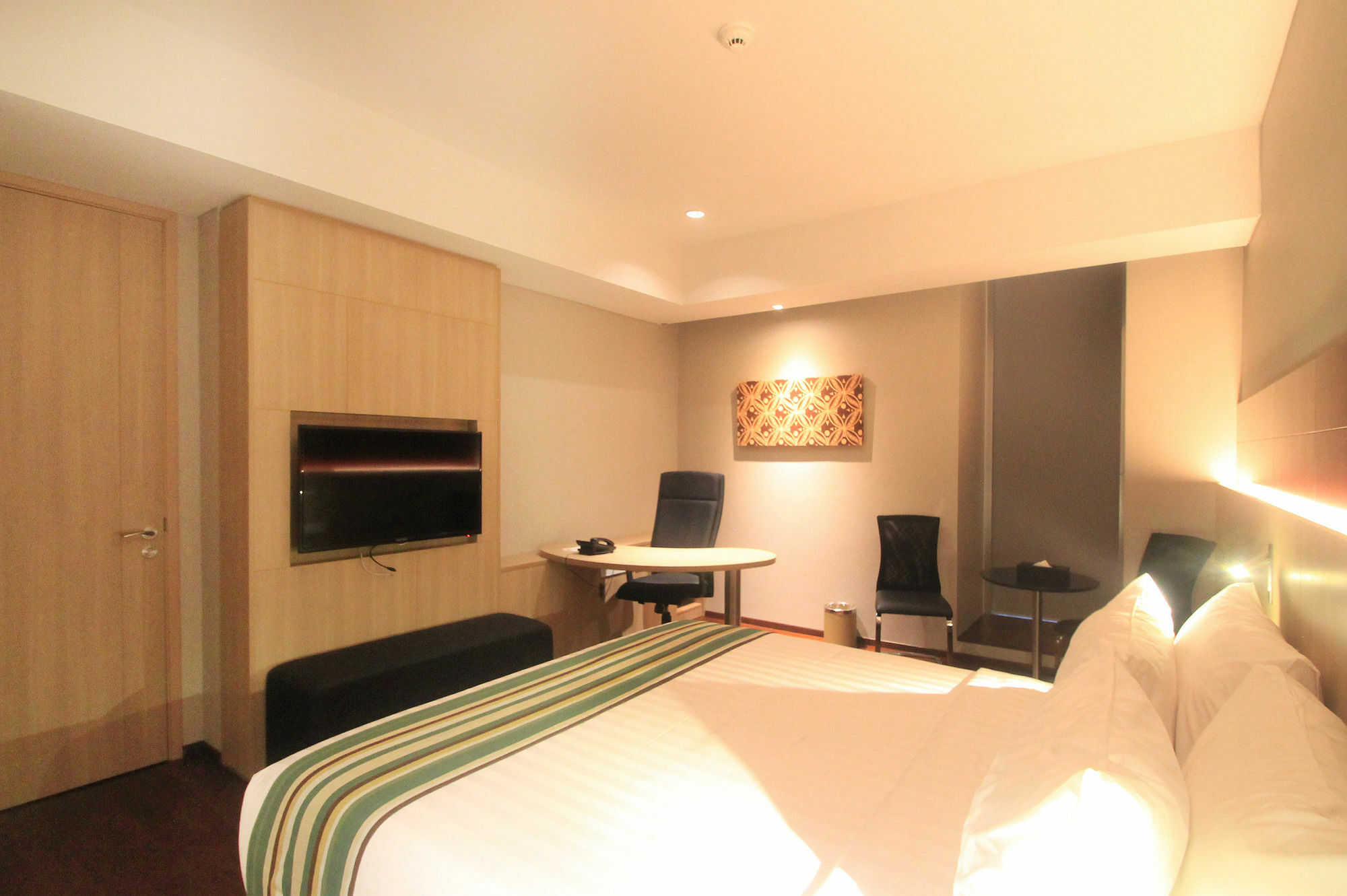 Ra Premiere Simatupang Hotel Cilandak  Luaran gambar